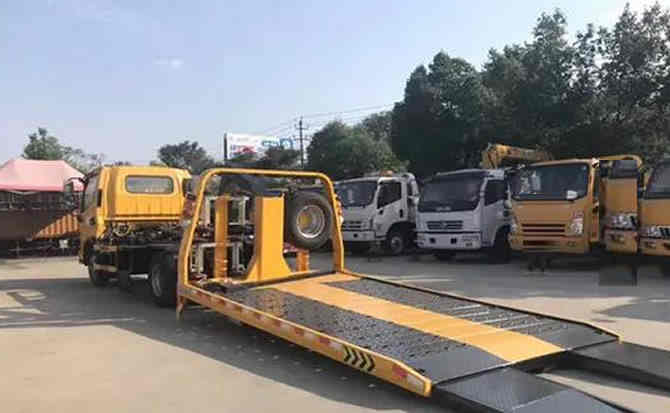 珙县汽车中途维修案例